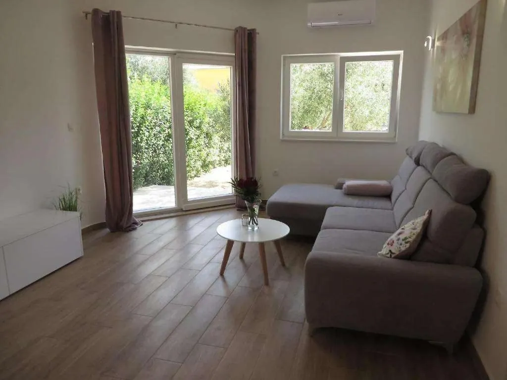 Holiday home Family Friendly House With A Parking Space Biograd Na Moru, Biograd - 23498