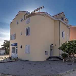  Apartment Dalmata